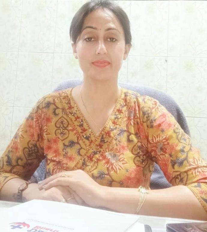 Dr Neeraj  Kumari